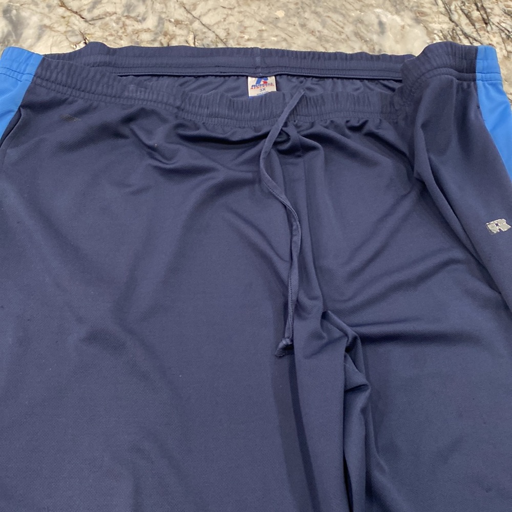 Athletic stretch pants